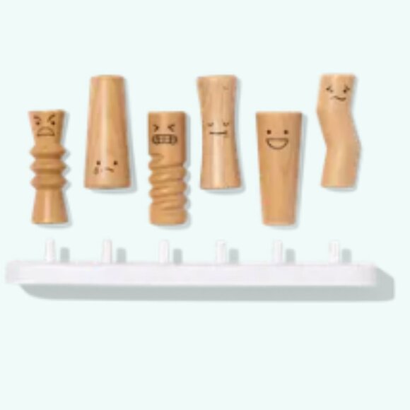 LOVEVERY - Wooden Emotion Dolls - Picture 2 of 2